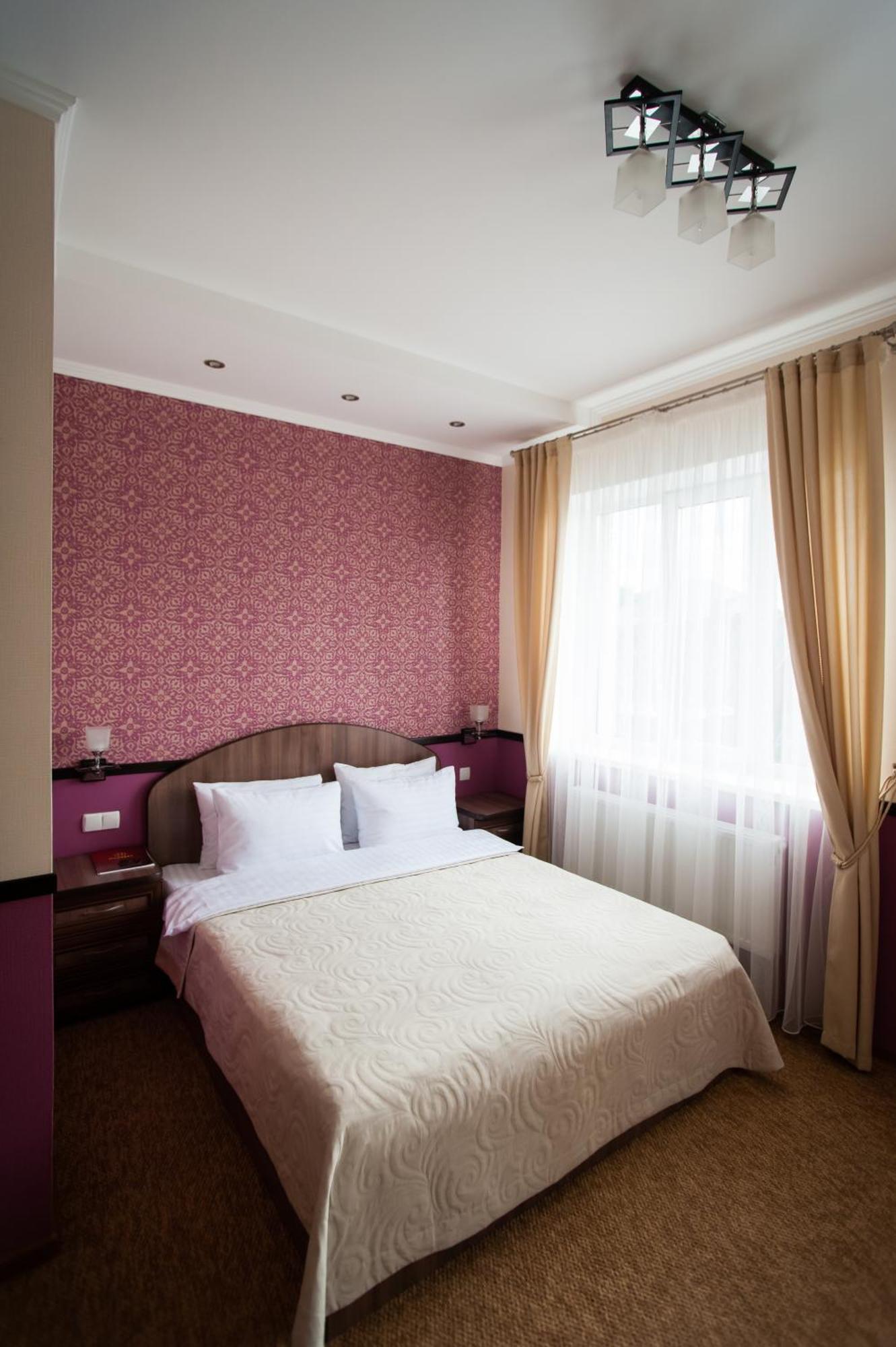 Harvest Hotel Виниця Екстериор снимка