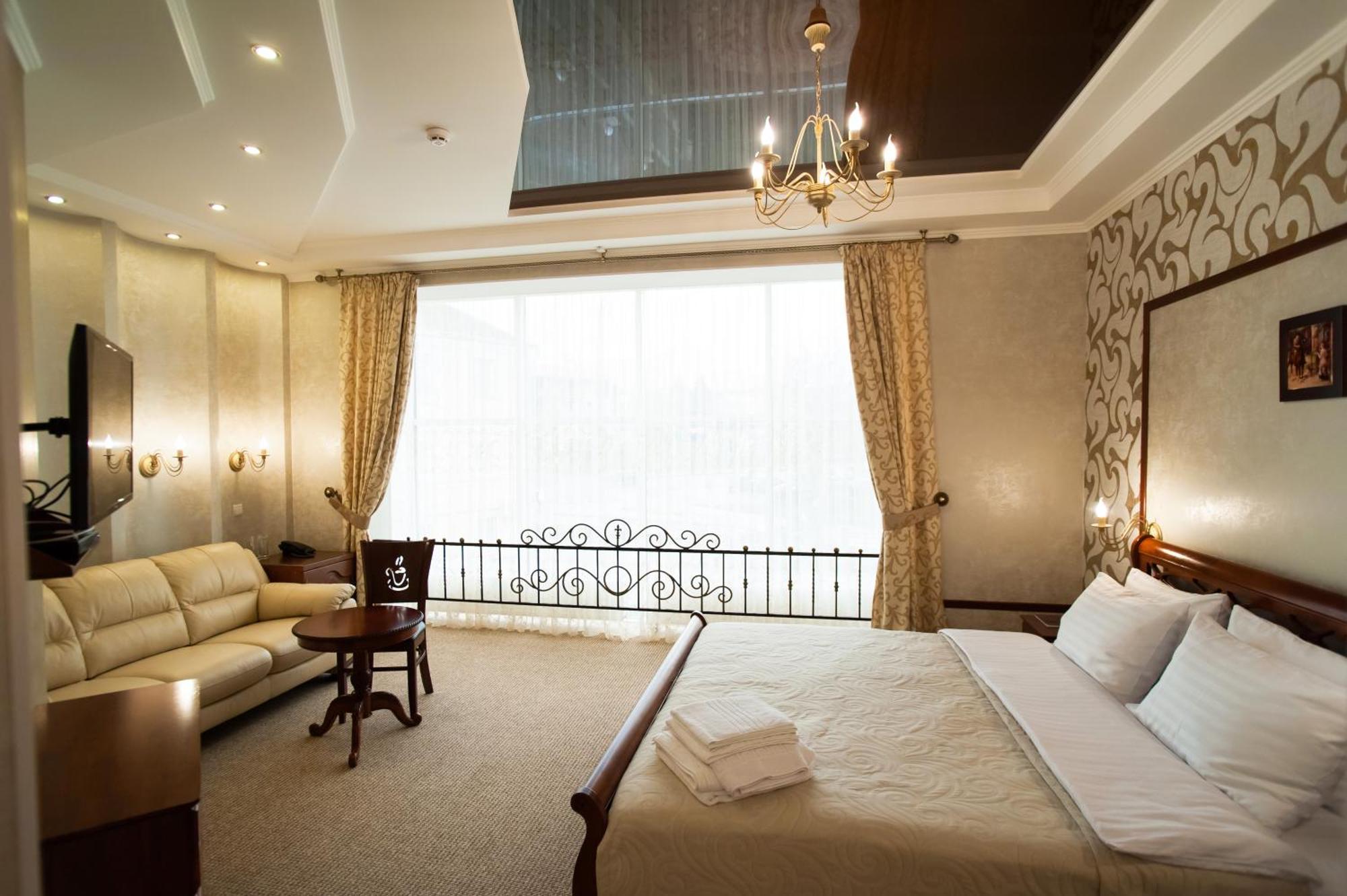 Harvest Hotel Виниця Екстериор снимка