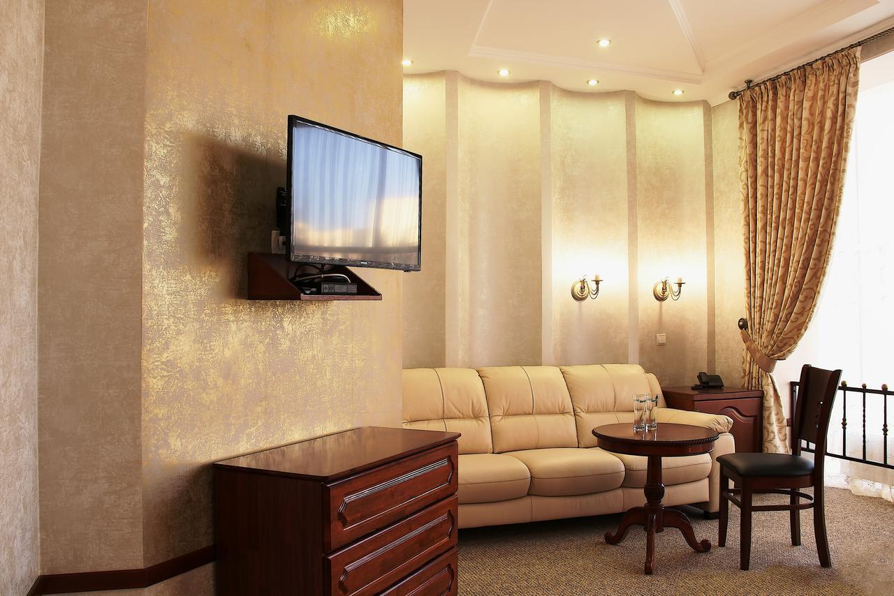 Harvest Hotel Виниця Екстериор снимка