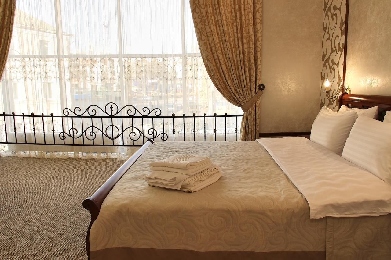Harvest Hotel Виниця Екстериор снимка