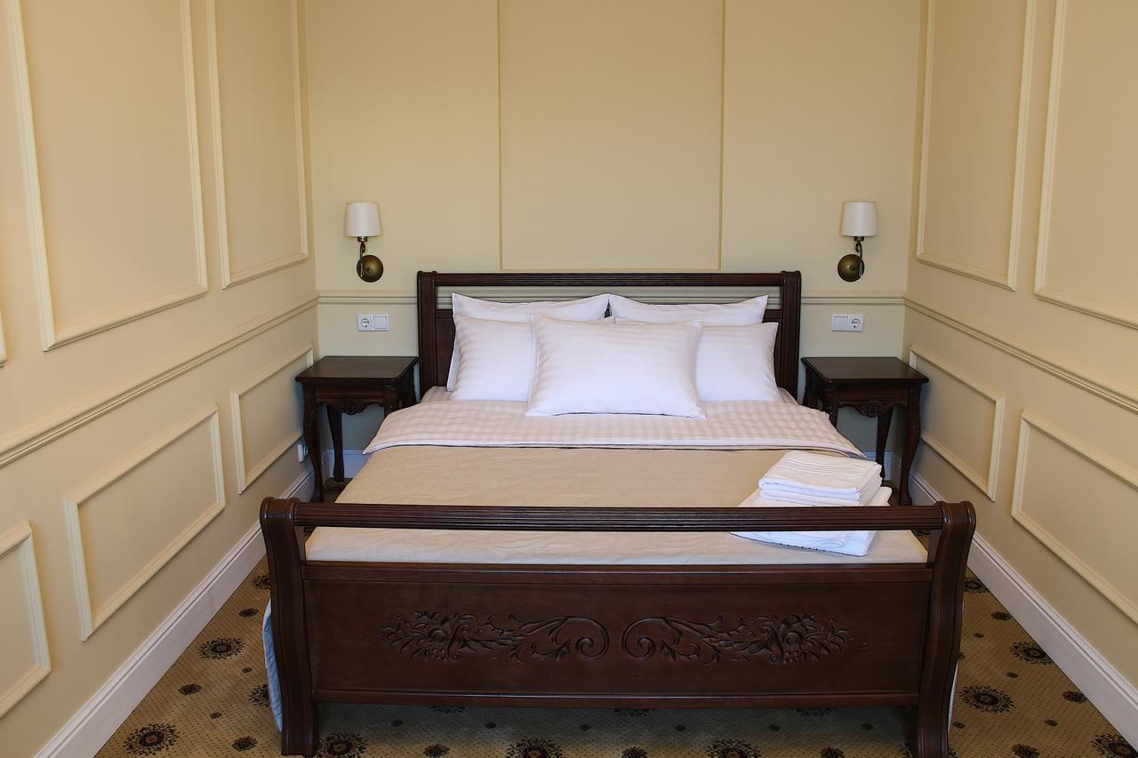 Harvest Hotel Виниця Екстериор снимка