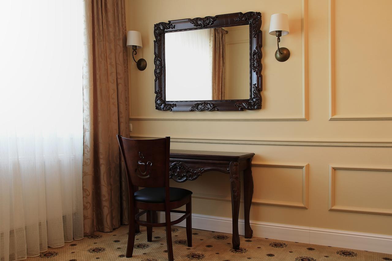 Harvest Hotel Виниця Екстериор снимка