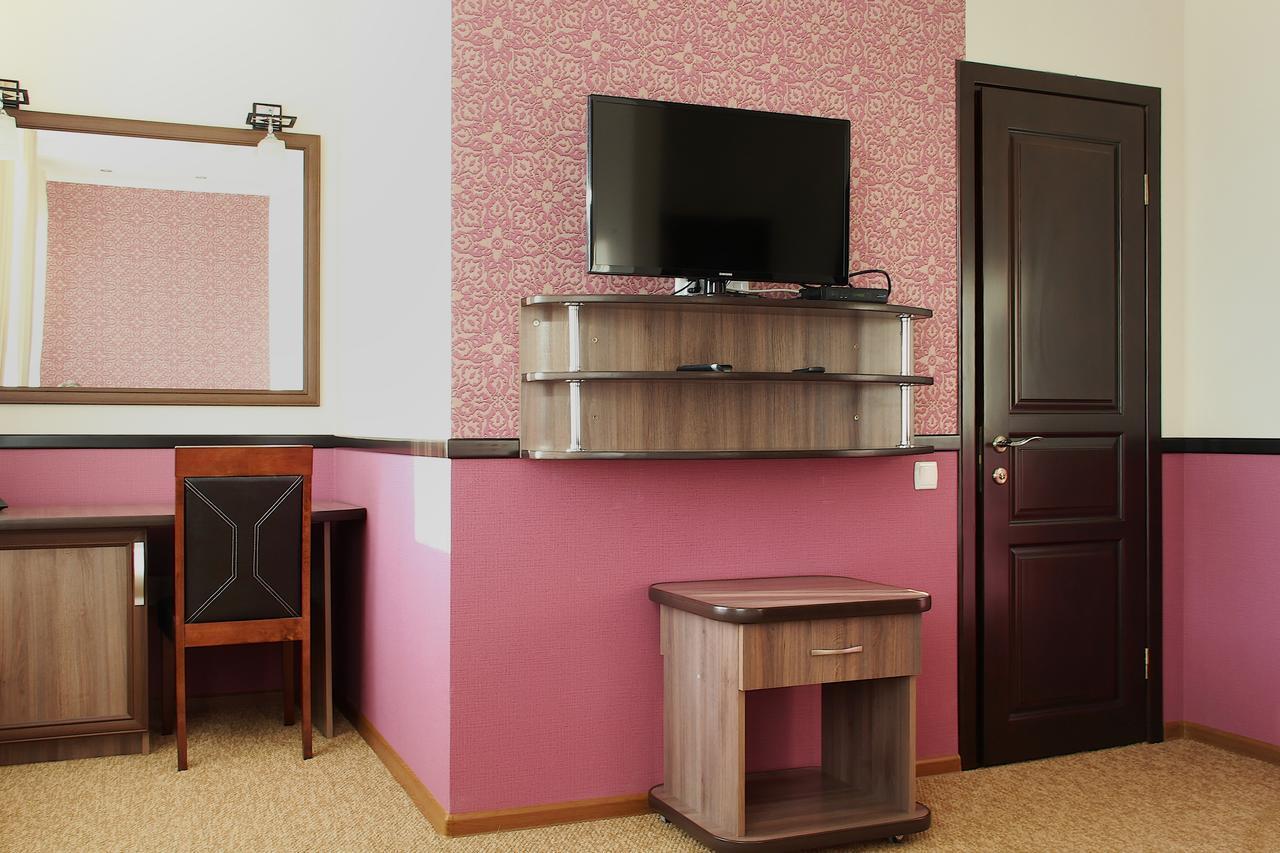 Harvest Hotel Виниця Екстериор снимка