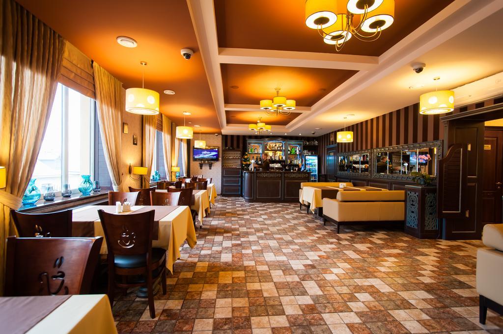 Harvest Hotel Виниця Екстериор снимка