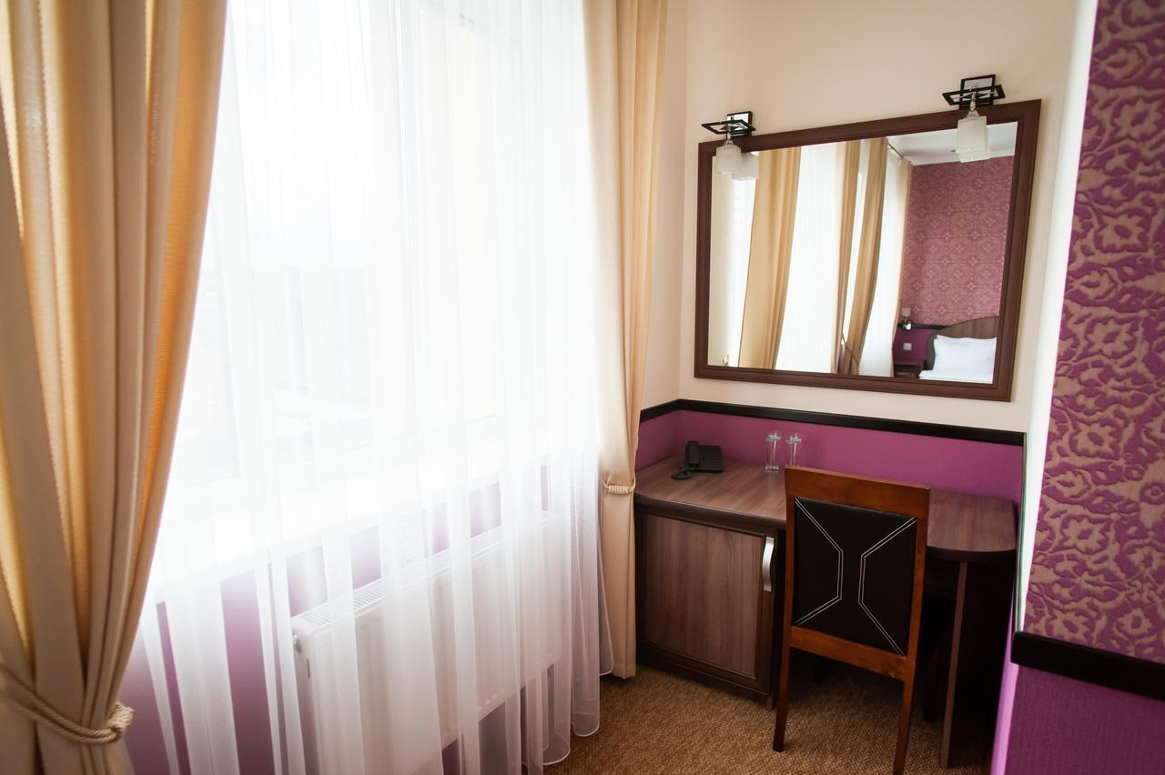 Harvest Hotel Виниця Екстериор снимка