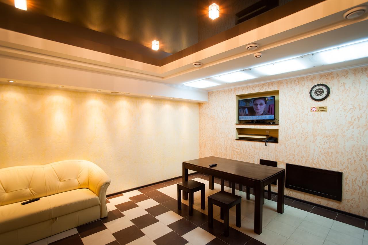 Harvest Hotel Виниця Екстериор снимка