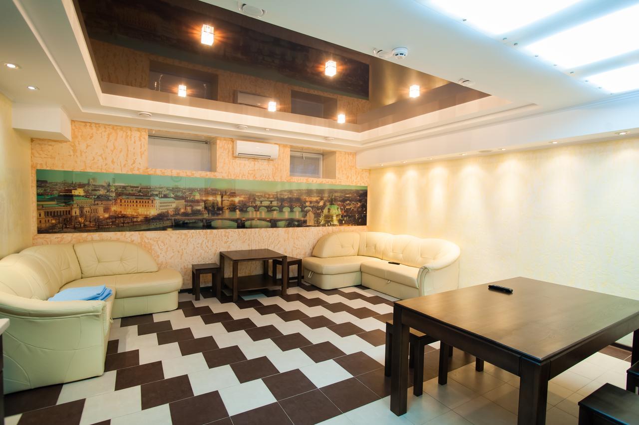 Harvest Hotel Виниця Екстериор снимка