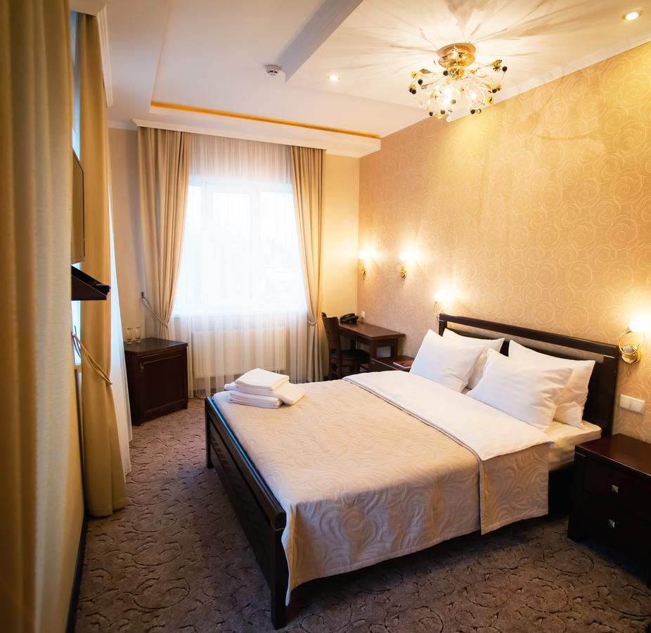 Harvest Hotel Виниця Екстериор снимка