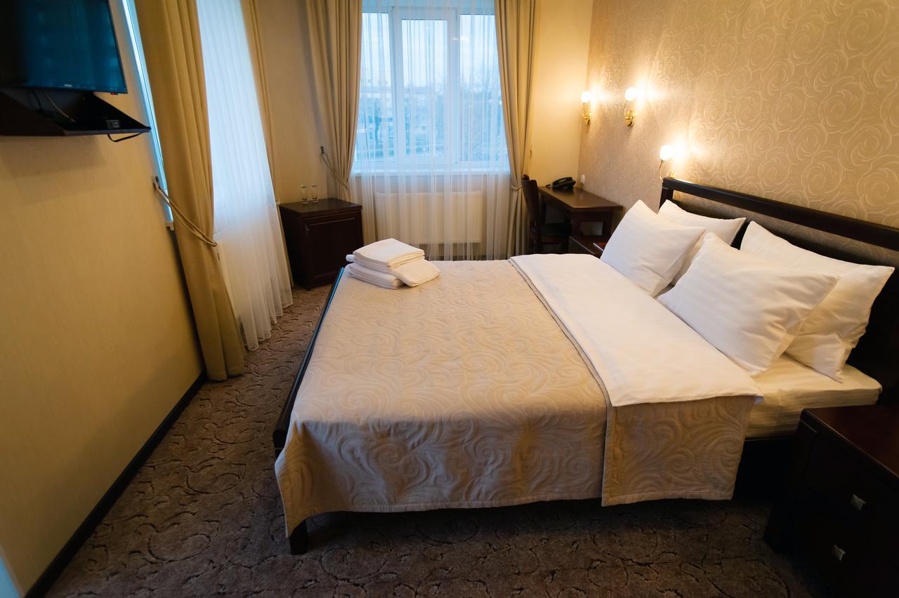 Harvest Hotel Виниця Екстериор снимка